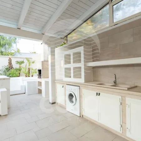Holiday home Lux Bacino Grande - Piscina Privata By Cala Salento