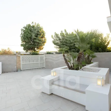 Holiday home Lux Bacino Grande - Piscina Privata By Cala Salento